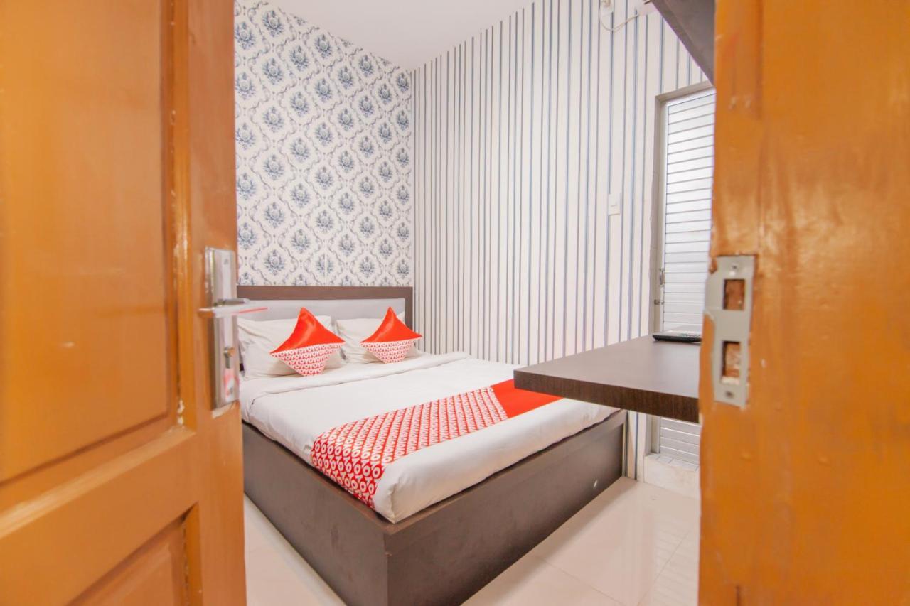 Oyo 2310 Residence 68 Pematangsiantar Esterno foto